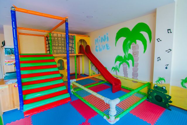 Tiara Beach Hotel - Pentru copii